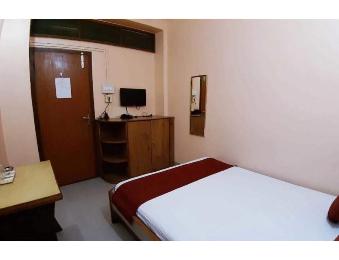 Homestay Rhino,